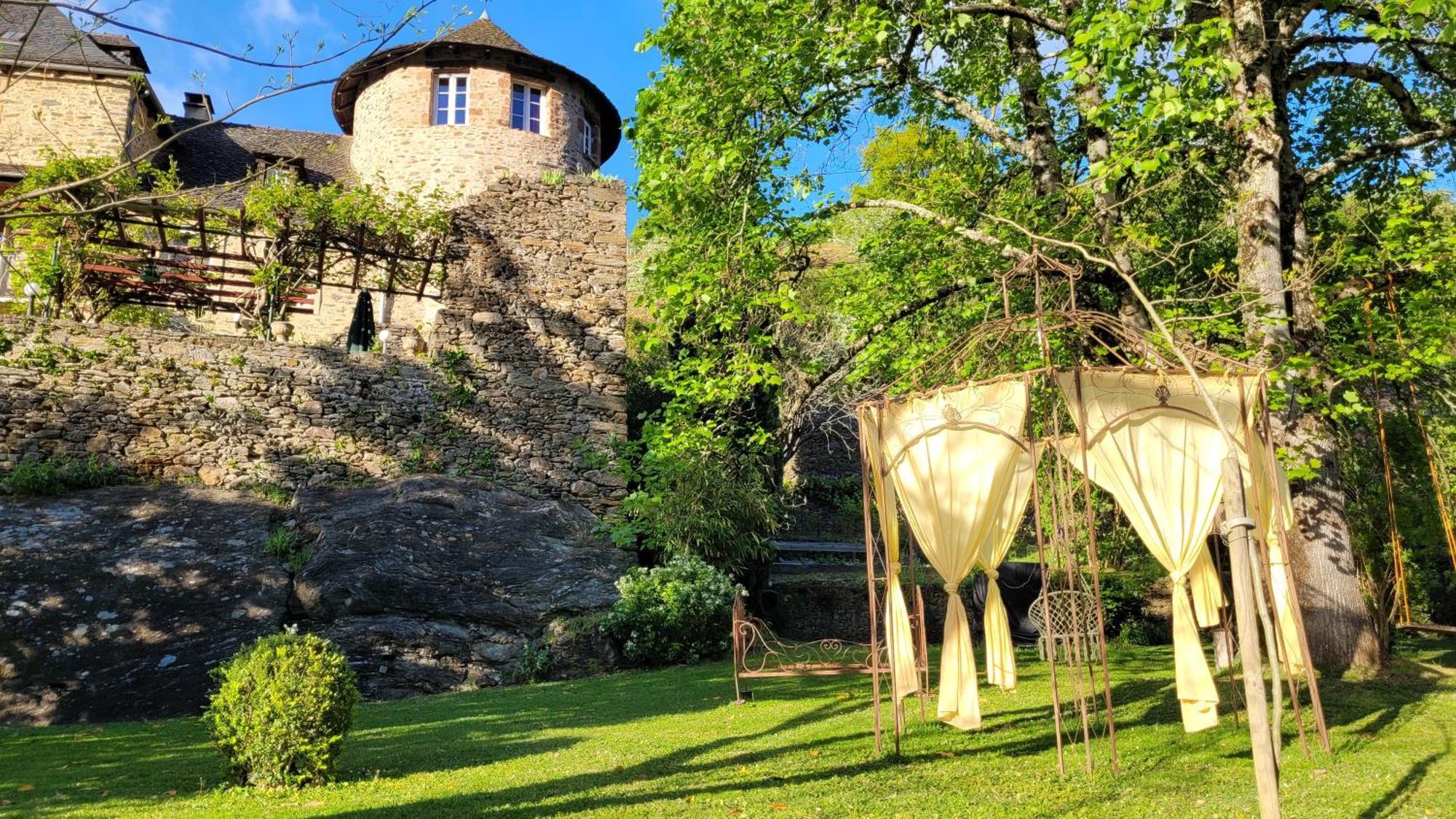 Manoir Des Pelies Spa Conques Eksteriør billede